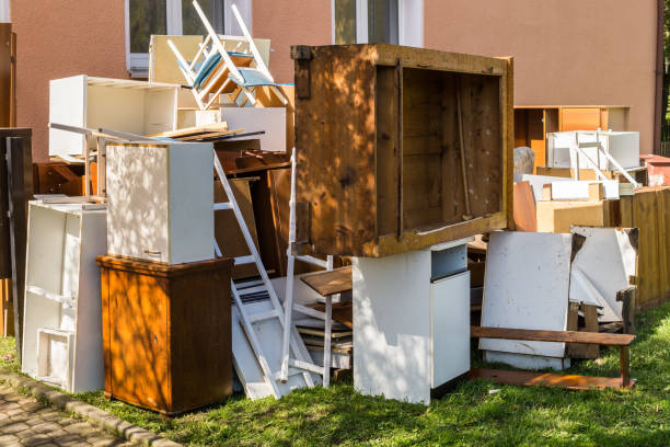 Best Basement Cleanout  in Lewisville, WA